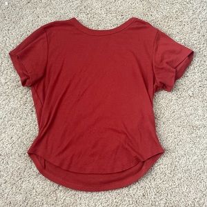Old Navy Go-Dry cropped shirt